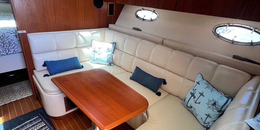 Tiara 3500 open hardtop