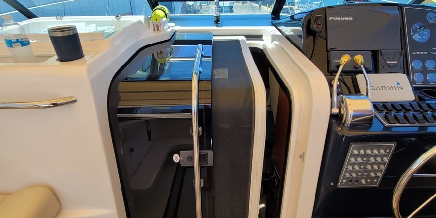 Tiara 3500 open hardtop