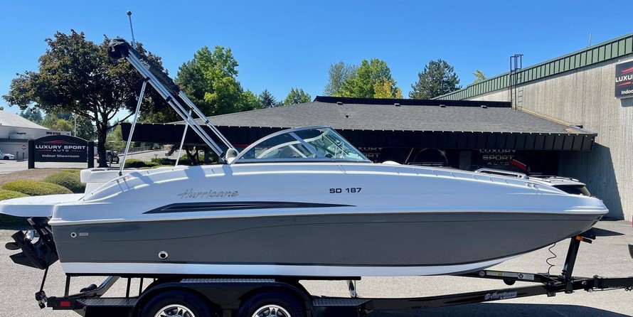 Hurricane 187 sun deck