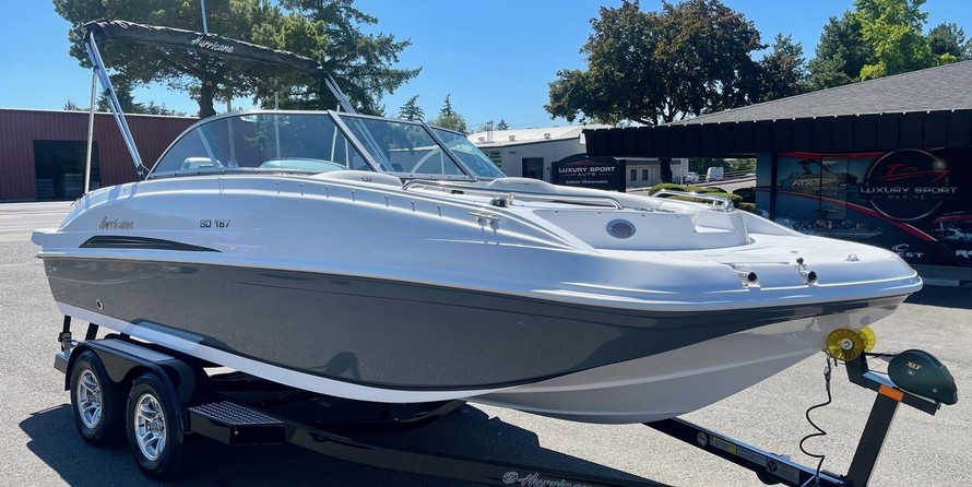 Hurricane 187 sun deck