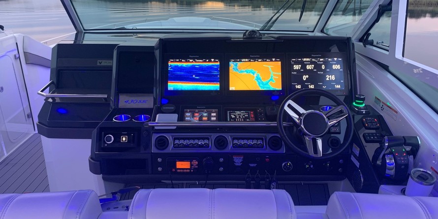 Formula 430 Super Sport Crossover