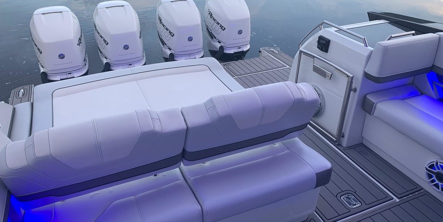 Formula 430 Super Sport Crossover