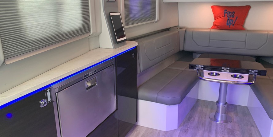 Formula 430 Super Sport Crossover