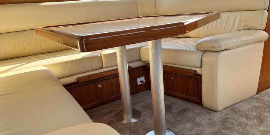 Riviera 43 Open Flybridge