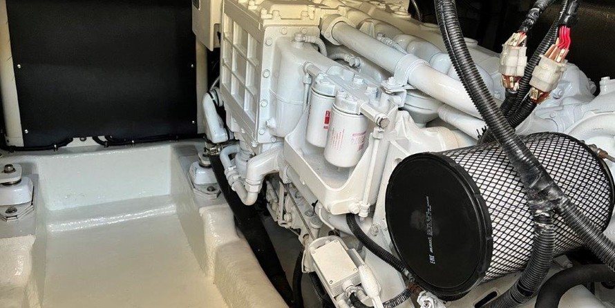 Riviera 43 Open Flybridge