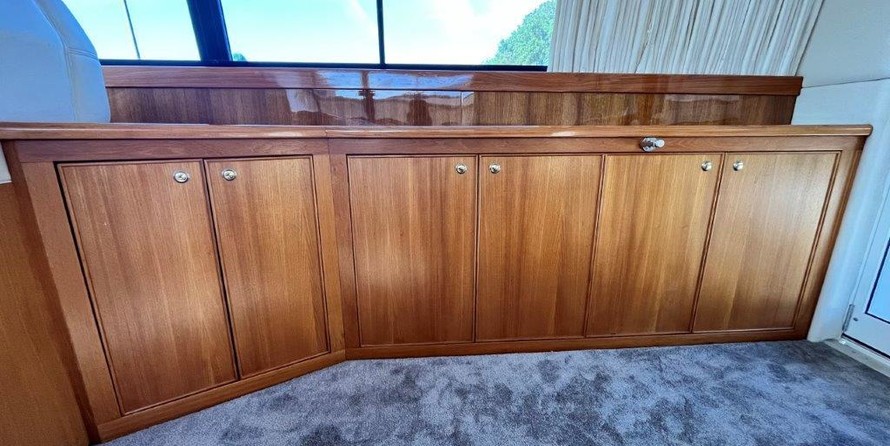 Riviera 43 Open Flybridge