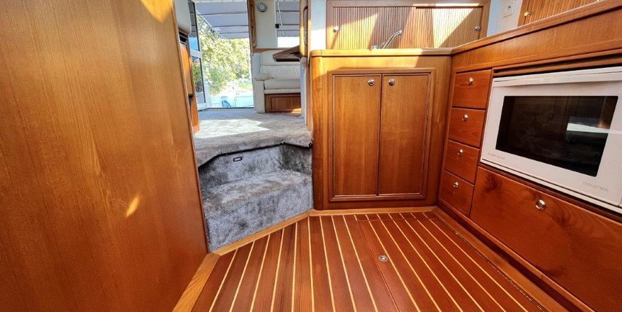 Riviera 43 Open Flybridge