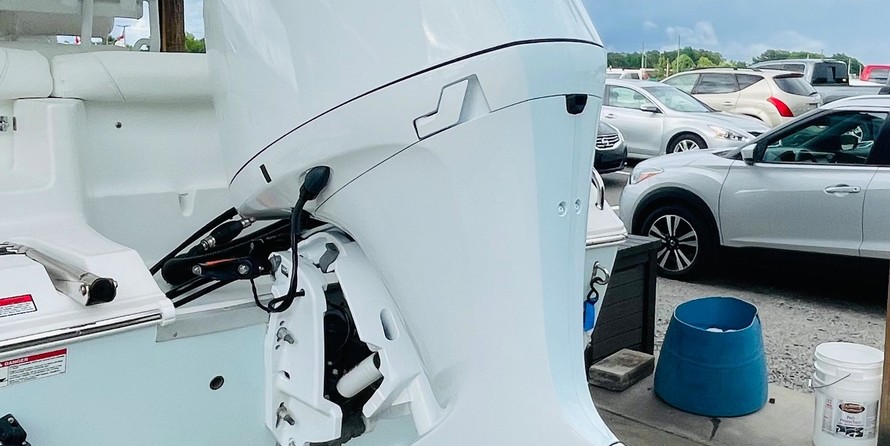 Sea Ray hunt ultra 211