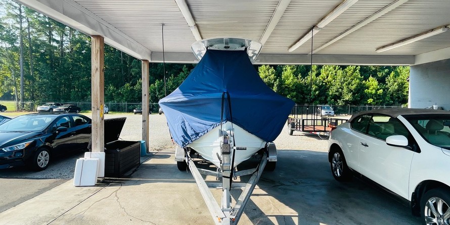 Sea Ray hunt ultra 211