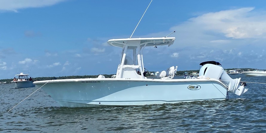 Sea Ray hunt ultra 211