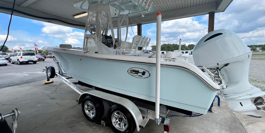 Sea Ray hunt ultra 211