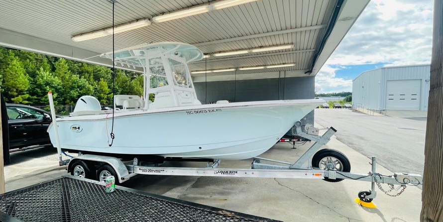 Sea Ray hunt ultra 211