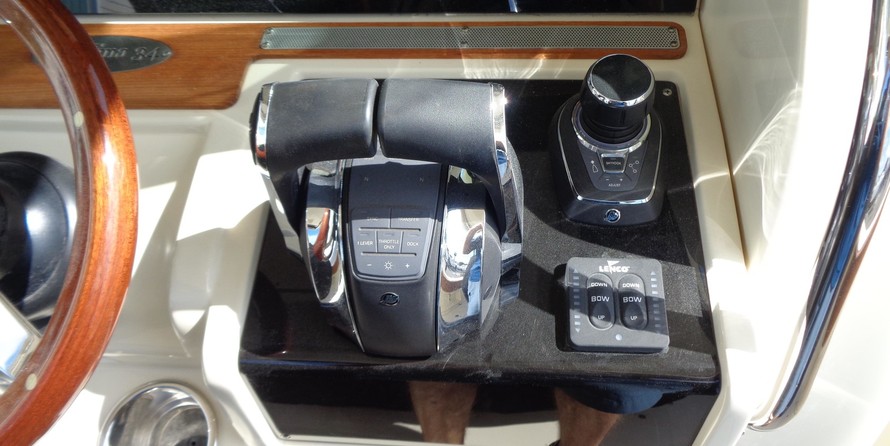 Chris-Craft Catalina 34