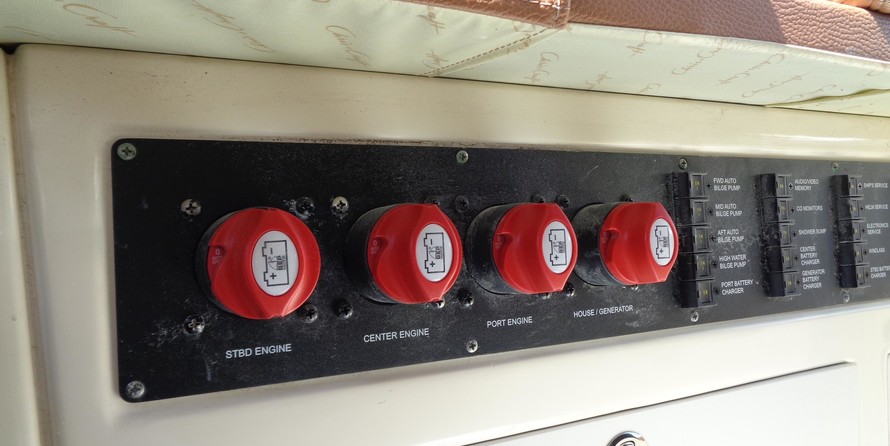 Chris-Craft Catalina 34