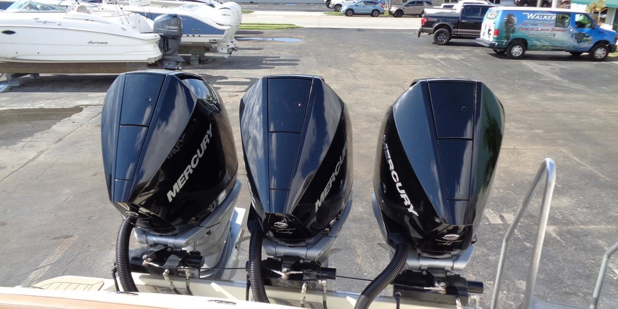 Chris-Craft Catalina 34