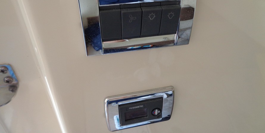 Chris-Craft Catalina 34