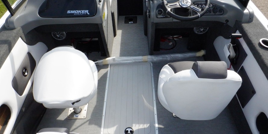 Smoker Craft 182 Ultima Legacy