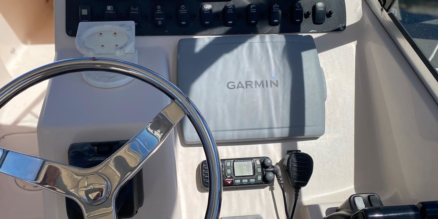 Grady-White Freedom 275