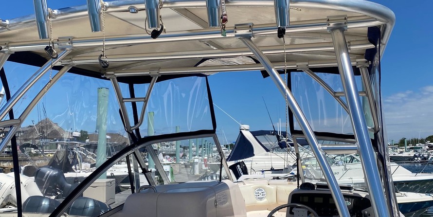 Grady-White Freedom 275