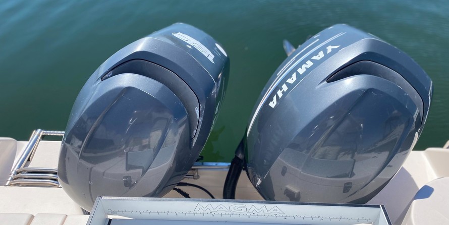 Grady-White Freedom 275