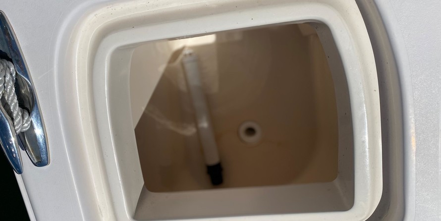 Grady-White Freedom 275