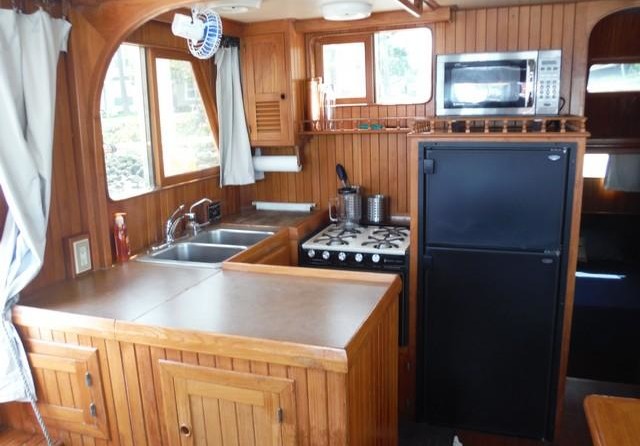Defever 60 flush deck trawler