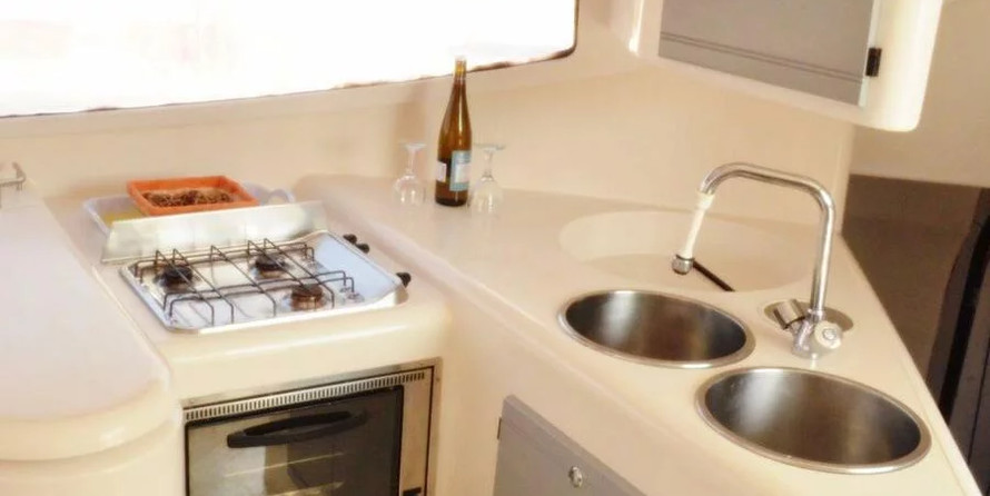 Fountaine Pajot Athena 38