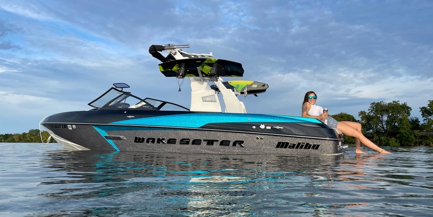 Malibu Wakesetter 22 VLX