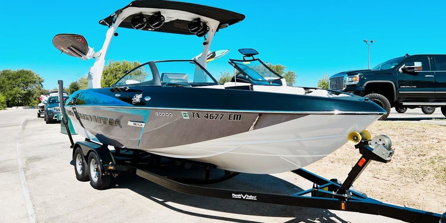 Malibu Wakesetter 22 VLX