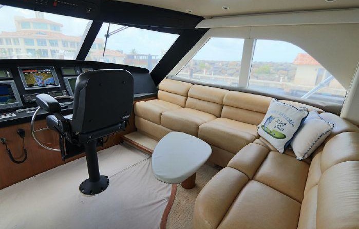 Sea ray 56 sedan bridge