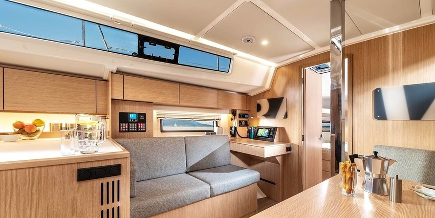 Bavaria C42