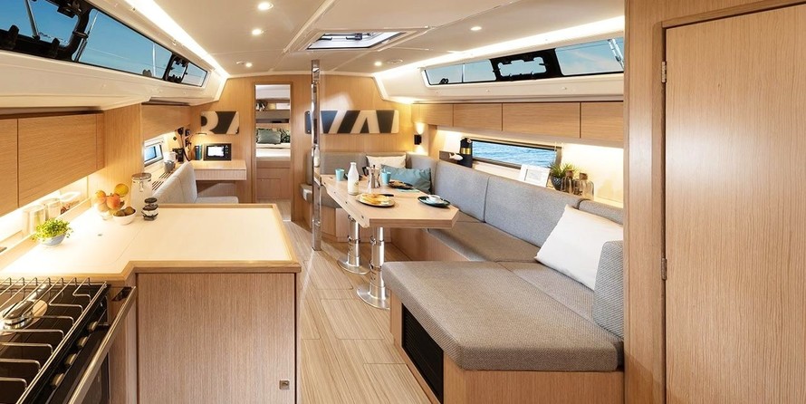 Bavaria C42