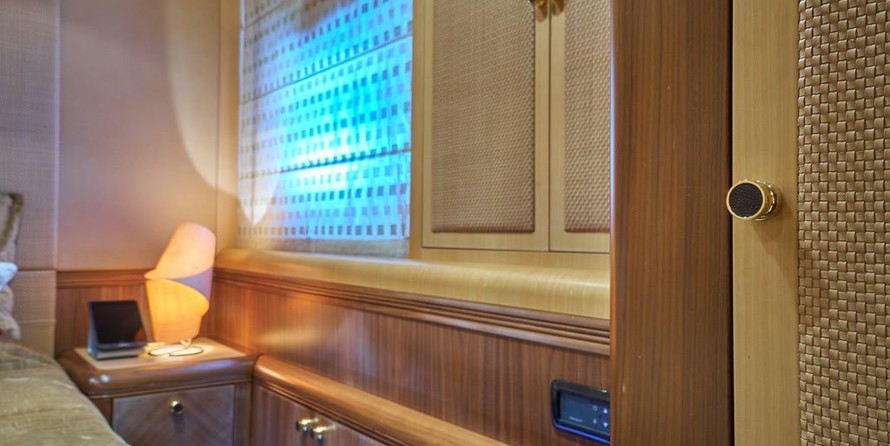 Overmarine Mangusta 130