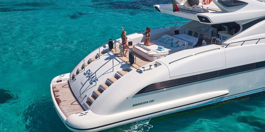 Overmarine Mangusta 130