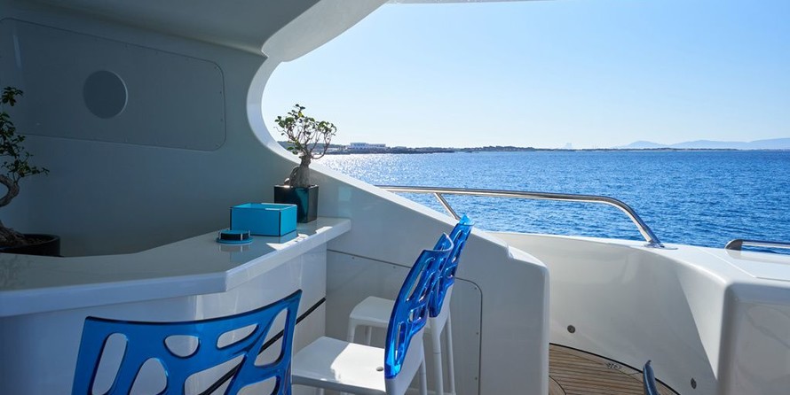 Overmarine Mangusta 130