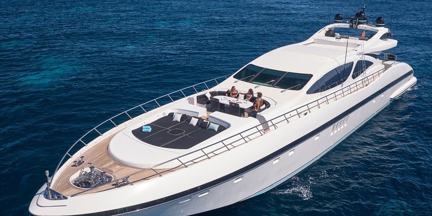 Overmarine Mangusta 130