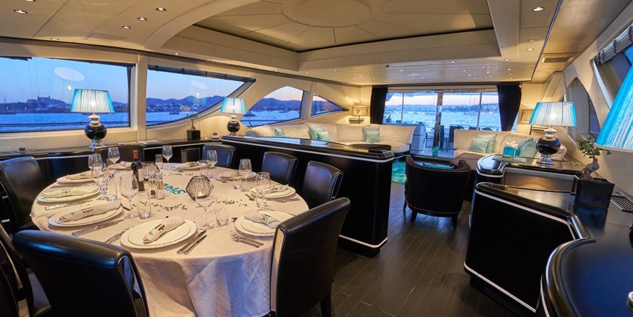 Overmarine Mangusta 130