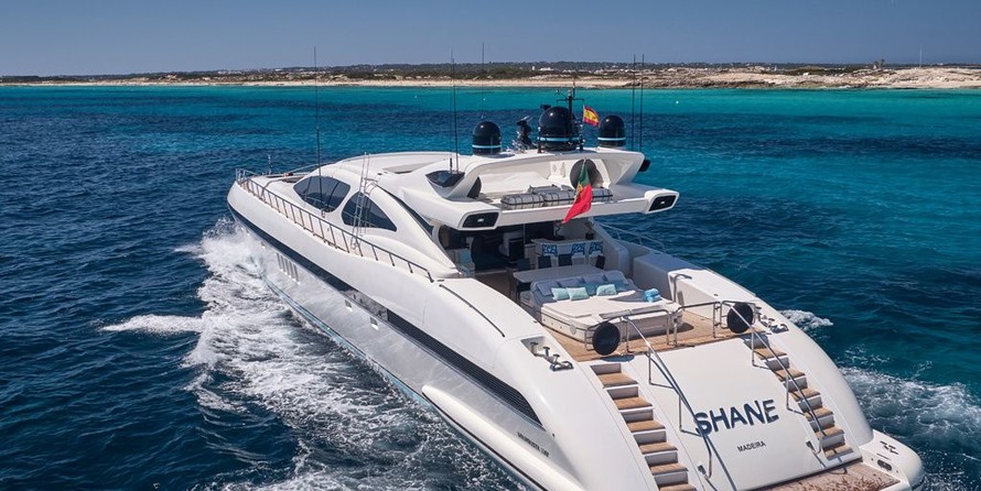 Overmarine Mangusta 130