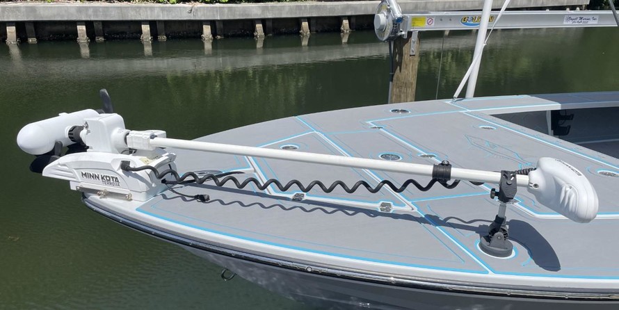 Hewes 16.9 redfisher