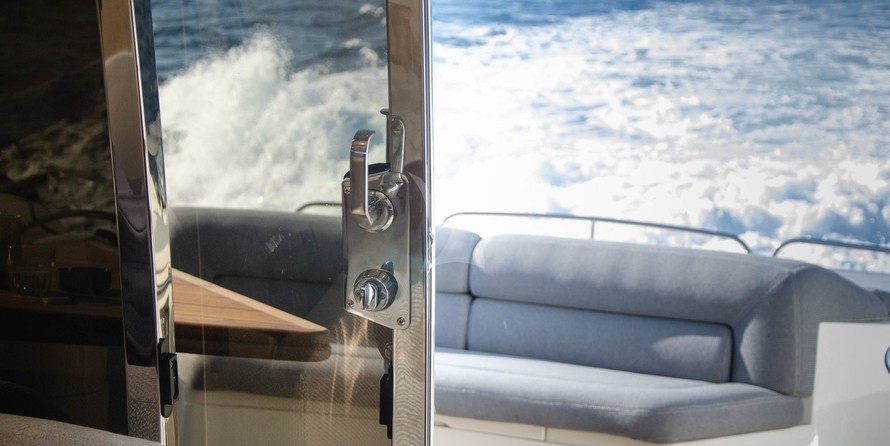 Sunseeker 73 Manhattan