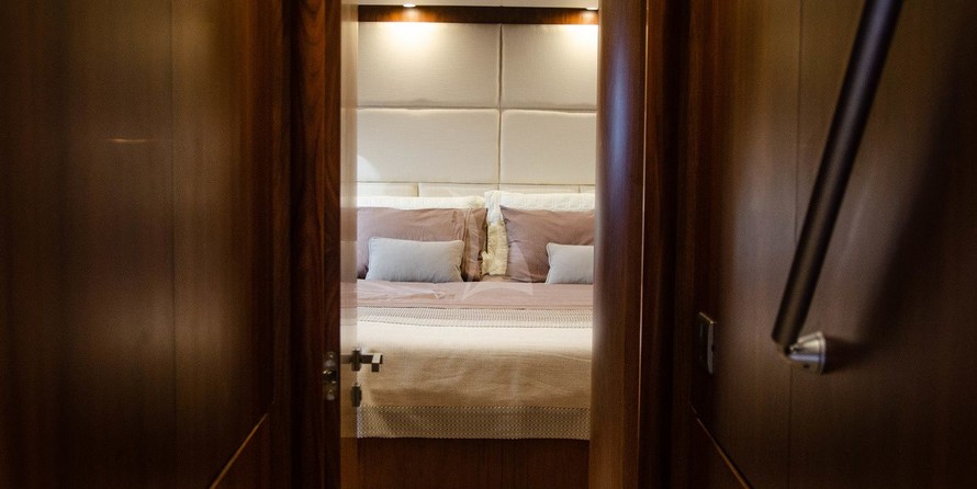 Sunseeker 73 Manhattan