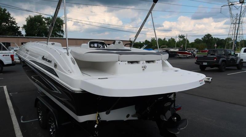 Hurricane 188 sport sundeck