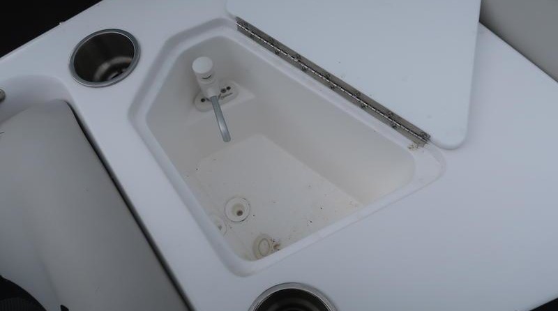 Hurricane 188 sport sundeck