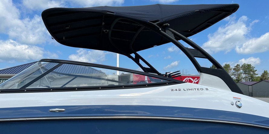 Yamaha 242 LIMITED S E-SERIES