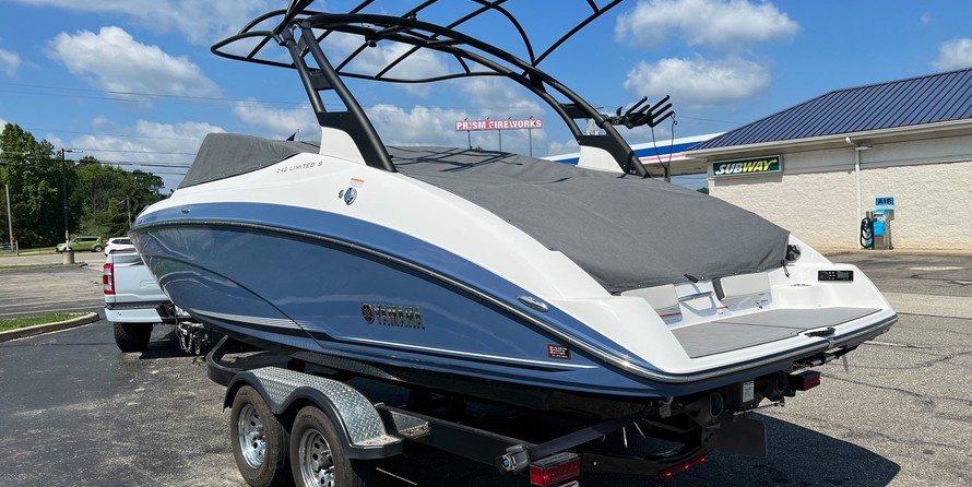 Yamaha 242 LIMITED S E-SERIES