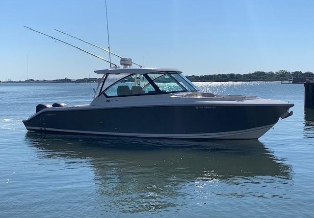 Pursuit DC 325 Dual Console