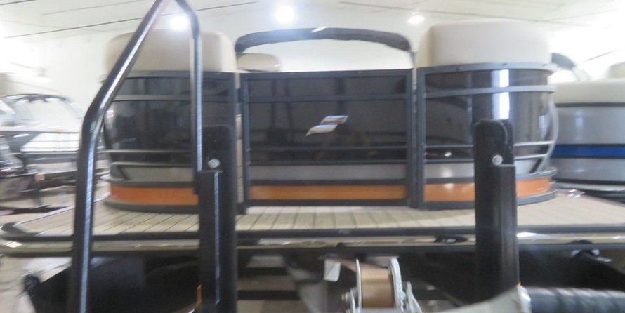 Starcraft Marine SLS 3