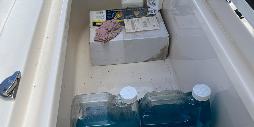 Grady-White Marlin 300