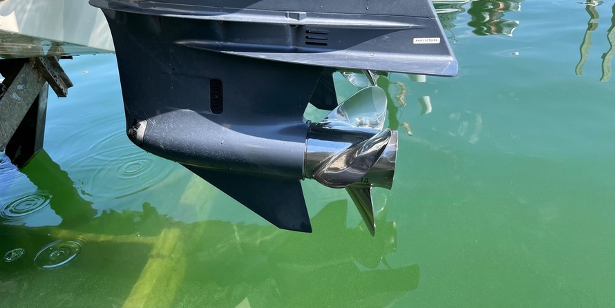 Grady-White Marlin 300