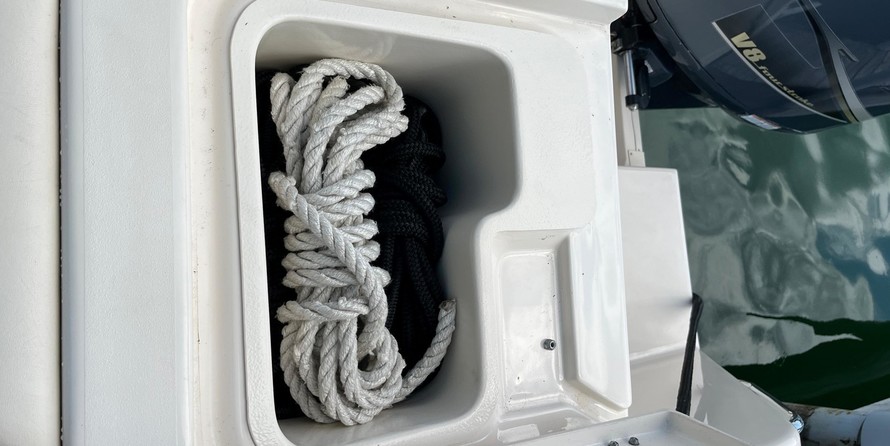 Grady-White Marlin 300